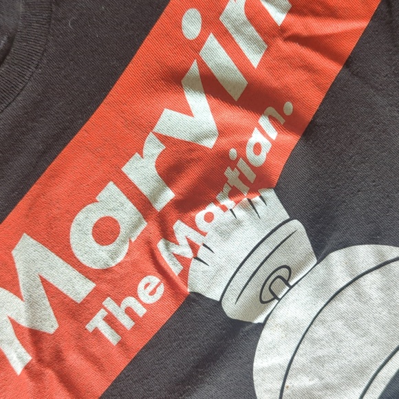 Marvin The Martian T-shirt - Picture 2 of 3